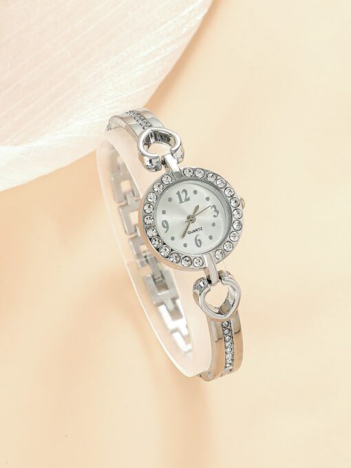 Sparkling Silver Bracelet Design Watch